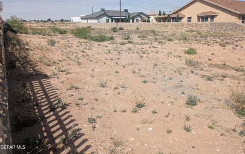 11333 Lindenwood Ave, El Paso, TX, 79936-2414 | Card Image