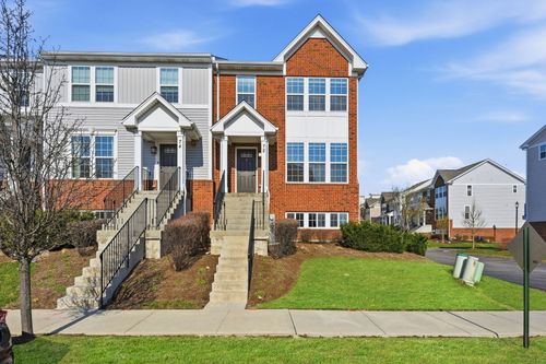 72 Nicholas Drive E, Des Plaines, IL, 60016 | Card Image