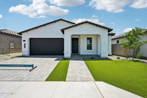 7955 W Loma Ln, Peoria, AZ, 85345-2586 | Card Image