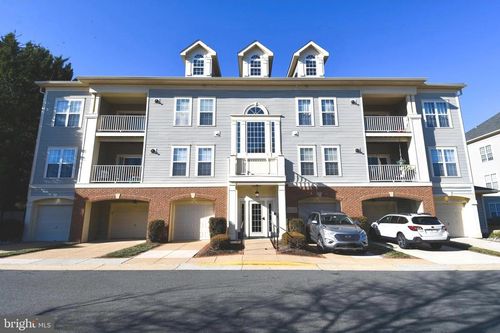 unit-302-11322 Westbrook Mill Ln, FAIRFAX, VA, 22030-5666 | Card Image