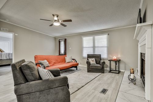 3809 Lands End Ct, Granbury, TX, 76048-6113 | Card Image