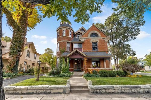 326 W Pitkin Ave, Pueblo, CO, 81004-1842 | Card Image