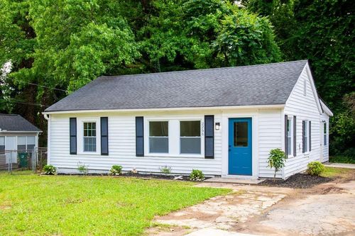 2266 Old Spring Rd Se, Smyrna, GA, 30080-1317 | Card Image