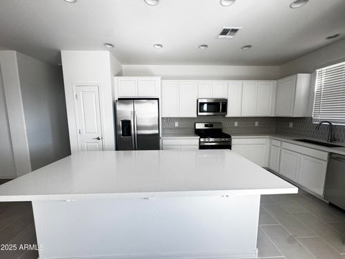 9957 W Mitchell Ave, Avondale, AZ, 85392 | Card Image