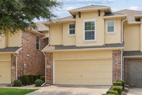 5351 Crimson Oaks Dr, Frisco, TX, 75035-4713 | Card Image