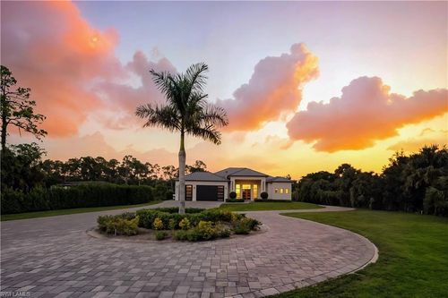 3219 White Blvd, Naples, FL, 34117-4172 | Card Image