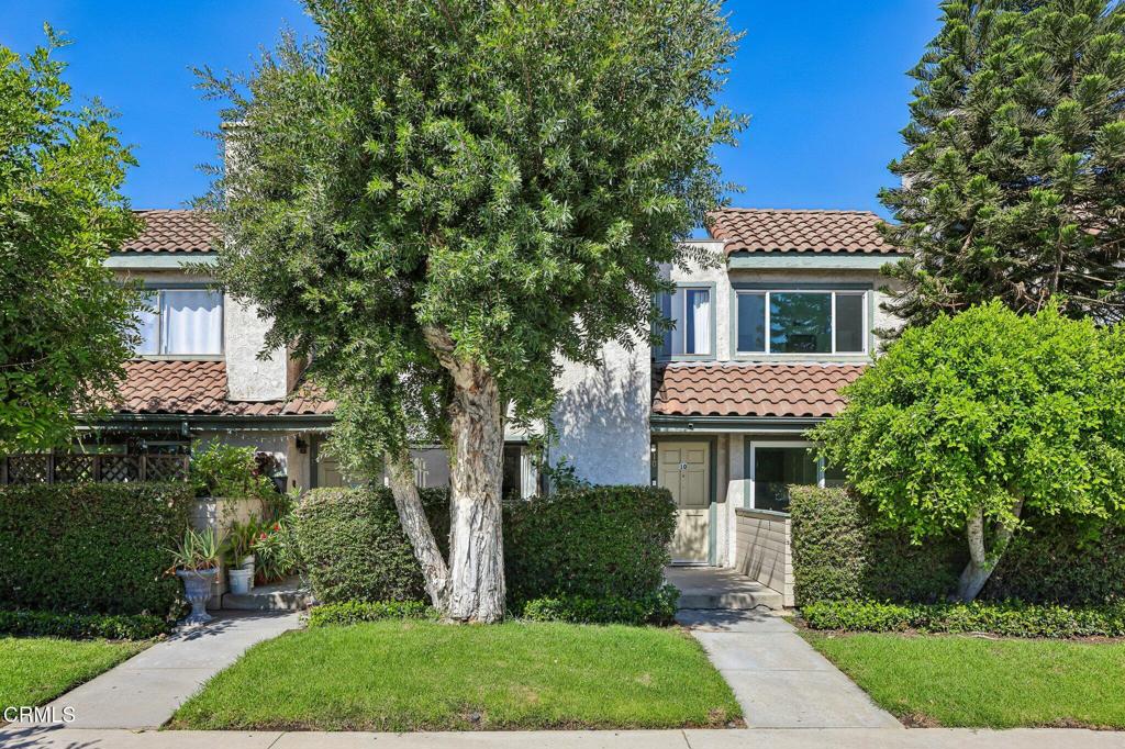 Residential in North Hills