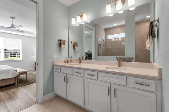 10724 Spring Tide Way, House other with 3 bedrooms, 3 bathrooms and null parking in Parrish FL | Image 38