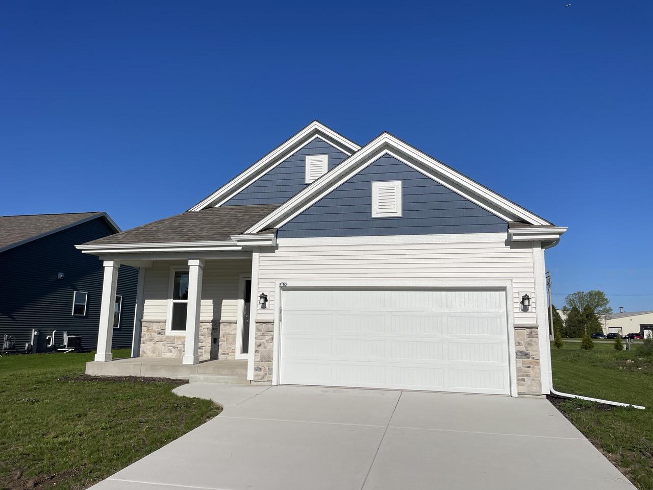 River Ridge Dr, Waterford, WI 53185