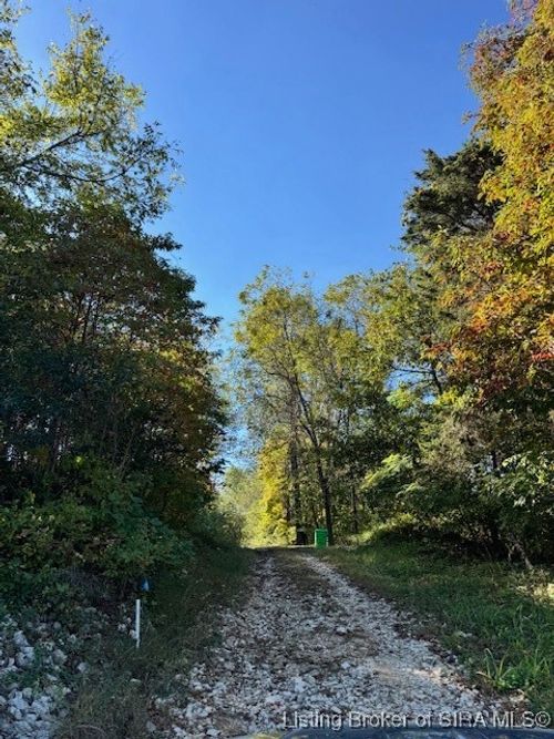 1993 S Gethsemane Rd Nw, Corydon, IN, 47112-6732 | Card Image