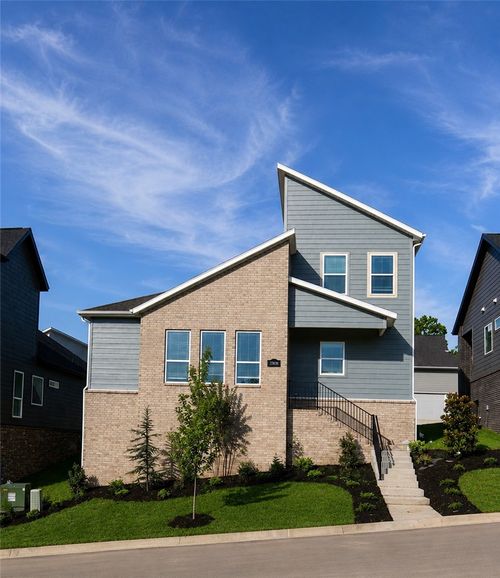 2649 E Livingston Ln, Fayetteville, AR, 72701 | Card Image