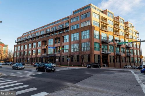 apt-220-2901 Boston St, BALTIMORE, MD, 21224-4830 | Card Image
