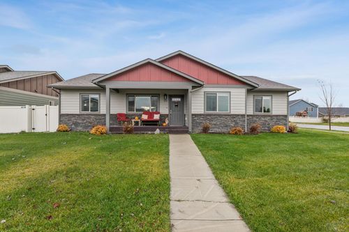 1056 Clark Fork Dr, Kalispell, MT, 59901-4692 | Card Image