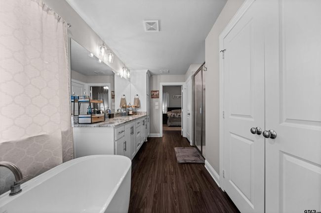 409 Meadows Ct, House other with 3 bedrooms, 3 bathrooms and null parking in Chandler TX | Image 27