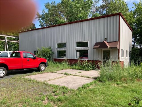 1347 Carlson Ave, New Richmond, WI, 54017-7168 | Card Image