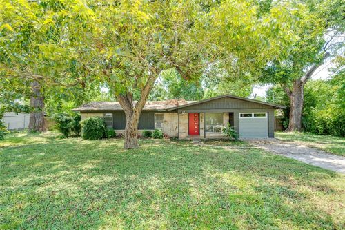 809 Neans Dr, Austin, TX, 78758-4826 | Card Image