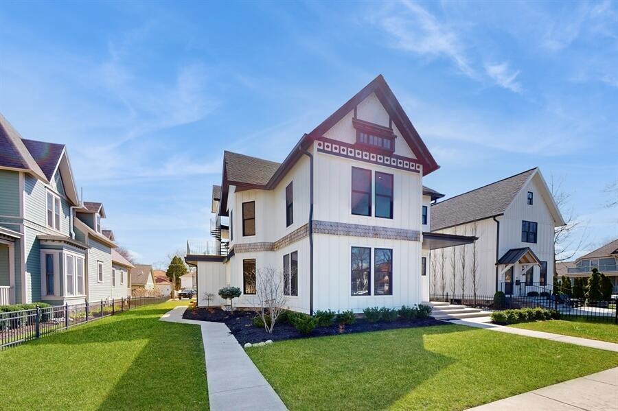 Geneva St, Lake Geneva, WI 53147