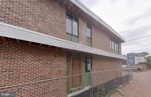 1661 Ebenezer Ct Se, WASHINGTON, DC, 20003-1633 | Card Image