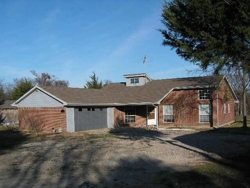 1003 Rs County Road 1530, Point, TX, 75472-6301 | Card Image