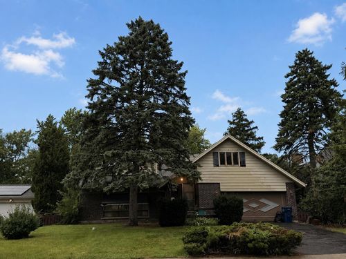 2720 Appletree Ln, Northbrook, IL, 60062-3408 | Card Image