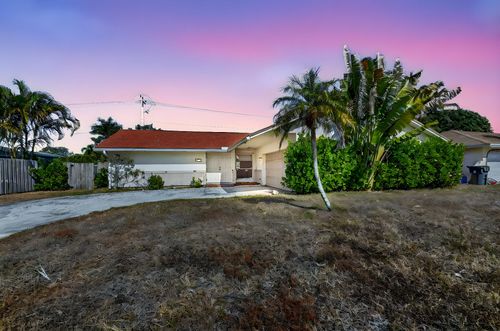 1321 Wyndcliff Dr, Wellington, FL, 33414-5946 | Card Image