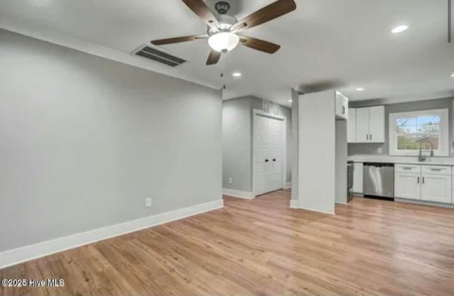 415 Woodrow St, House other with 2 bedrooms, 2 bathrooms and null parking in Goldsboro NC | Image 4