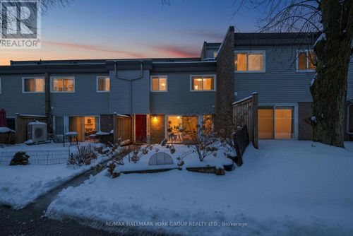 33-169 Milestone Crescent, Aurora (Aurora Village), ON, L4G3M2 | Card Image