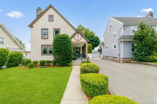 51 Clark Pl, Port Chester, NY, 10573-3018 | Card Image