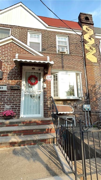 Dahlgren Pl, Brooklyn, NY 11228