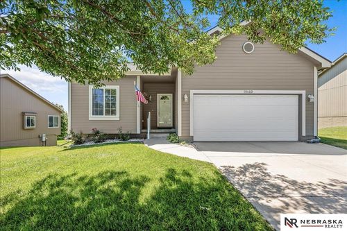 10602 S 26th St, Bellevue, NE, 68123-4434 | Card Image