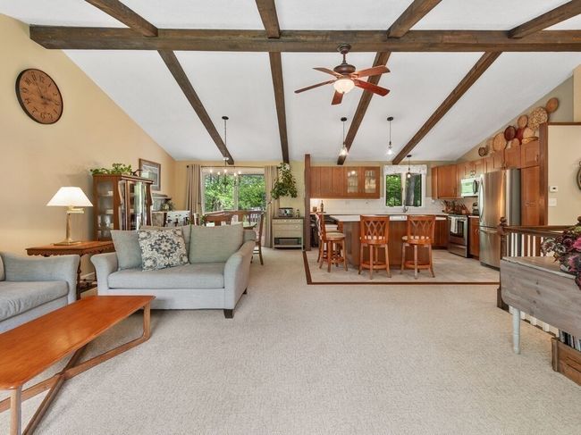 190 Stafford St, House other with 3 bedrooms, 2 bathrooms and 8 parking in Charlton MA | Image 9