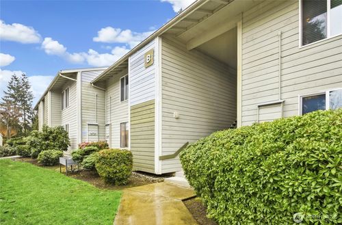 apt-b102-14401 Se Petrovitsky Rd, Renton, WA, 98058-8939 | Card Image