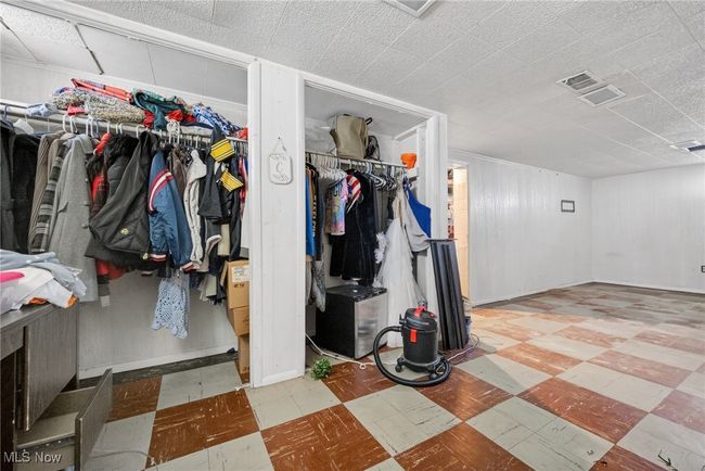 29234 Grand Boulevard, House other with 3 bedrooms, 2 bathrooms and null parking in Wickliffe OH | Image 25