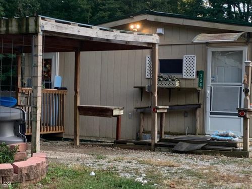 756 Tudor Pl, North Vernon, IN, 47265-5902 | Card Image