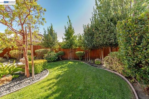 1033 Malbec Ln, Brentwood, CA, 94513-4340 | Card Image