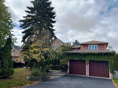 71 Covent Cres, Aurora, ON, L4G6R1 | Card Image