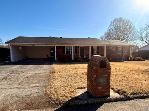 403 Rosewood Dr, Paragould, AR, 72450-3821 | Card Image