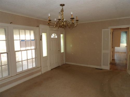 5804 Nw 57th St, Warr Acres, OK, 73122-6219 | Card Image