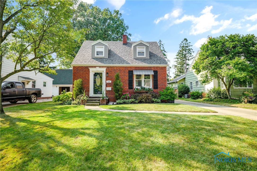 Beverly Dr, Toledo, OH 43614