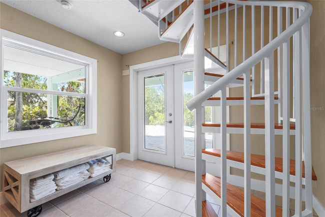 111 Faubel St, House other with 3 bedrooms, 3 bathrooms and null parking in Siesta Key FL | Image 72