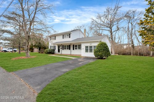 429 Lake Ave, Oakhurst, NJ, 07755-1206 | Card Image