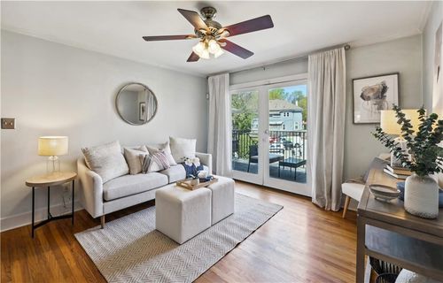 c3-866 Briarcliff Rd Ne, atlanta, GA, 30306-4088 | Card Image