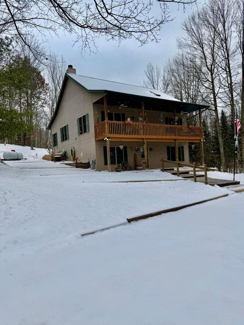 15379 Giese Ln, Lakewood, WI, 54138-9681 | Card Image