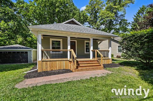 226 S Barker Street, New Buffalo, MI, 49117 | Card Image