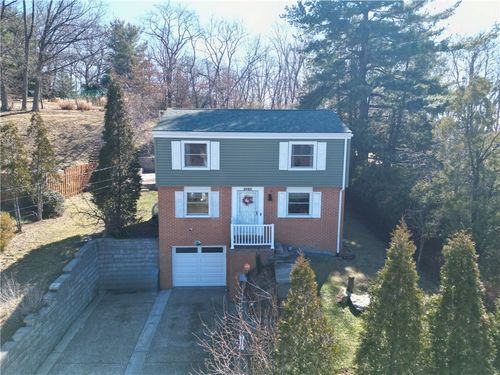 2732 Tillia St, Allison Park, PA, 15101-4025 | Card Image