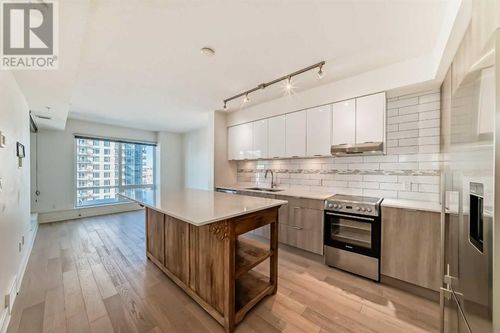 3502-930 6 Ave Sw, Calgary, AB, T2P1J3 | Card Image
