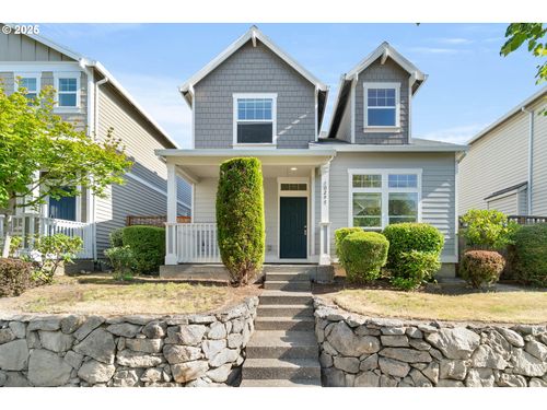 10295 Ne Siskiyou St, Hillsboro, OR, 97006-2938 | Card Image