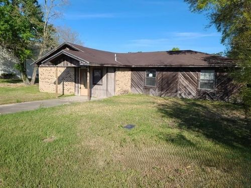 21788 Ih 10, Vidor, TX, 77662-2494 | Card Image