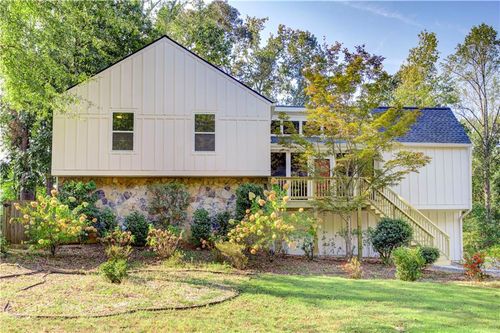 2583 Kingsley Dr Ne, Marietta, GA, 30062-5213 | Card Image