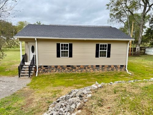 206 Hotel St, Decherd, TN, 37324-3522 | Card Image